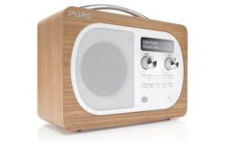 Pure Evoke D4 DAB+/FM radio with wood casing and alarm - Oak